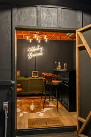 Riverfront Log Cabin · Hot Tub, Sauna, Whisky Barn - Image 4