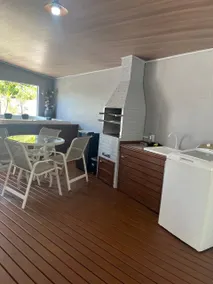 “Retreat with heated Jacuzzi, ranch-style atmosphere.” - Image 5
