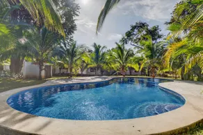 Modern Condo w/ Pool in Coco Beach - Image 2