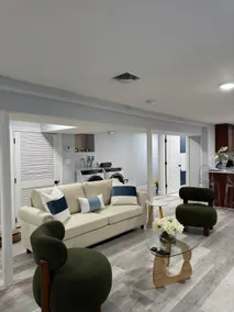 Delightful & Elegant Apartment Near NYC - Image 2