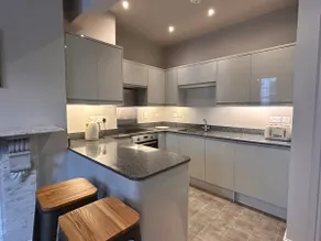 The Linen Loft - 2 Bed Apartment - Central Town Location - Parking Close By - AONB - Image 4