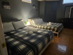 Deluxe unit with 3 beds - Image 2