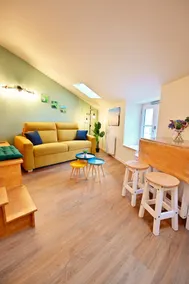 Elegant studio in Tournus — central, stylish stay. - Image 2