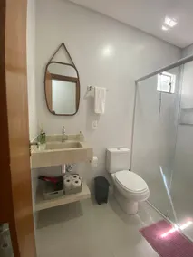 Spacious one-story house, 3 bedrooms, Wi-Fi, washer and dryer - Image 5