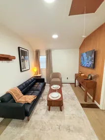2BR Uniondale Stay Near UBS & Hofstra - Image 3