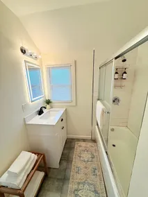 2BR Uniondale Stay Near UBS & Hofstra - Image 5
