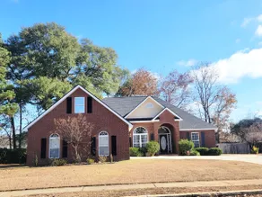 Warner Robins Happy House - 4BR-3baths and 8 beds - Image 2
