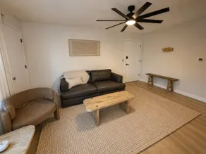 Renovated Midtown Stay | Near Airport - Image 4