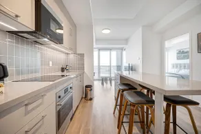Modern 2BR Markham Stay • Parking & Gym - Image 2