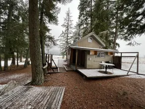 Rustic cabin at Philips Lake - Image 5