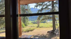 Rustic cabin at Philips Lake - Image 4