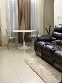 Stylish 2BHK Near Airport|AC, RO, Fridge, WM, WiFi - Image 4