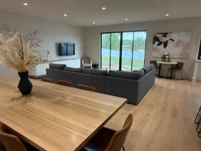 Stylish Fully Renovated 4-Bedroom Home in Angaston - Image 5
