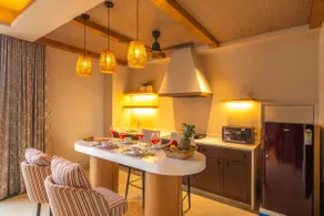 Miorah Chalet : Luxury 2BHK w/Jacuzzi @Jaipur - Image 2