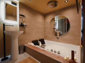 Romantic Sweetness, Home Theater, XXL Jacuzzi, Zen - Image 2