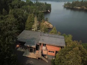 Stunning Cottage on Lake of The Woods! - Image 3