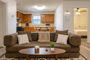 Sleeps 7 | Near I-10 | Central Location - Image 2
