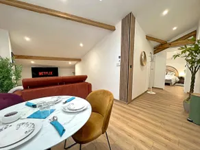 Chic, bright & comfortable cocoon/ Air conditioning - Image 3