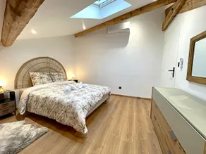 Chic, bright & comfortable cocoon/ Air conditioning - Image 4