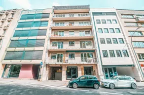 1 bedroom heart of Lux city - sleeps 5 - Image 5