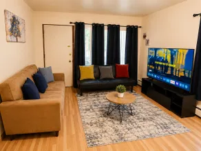 *Downtown*Studio* Stadium*Hospital*UofM*Dining* - Image 3
