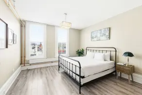 The Oak Suite in Downtown Collingwood - Image 4
