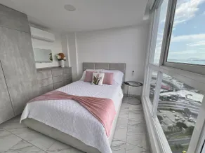 Executive Apartment on Balboa Avenue - Image 3
