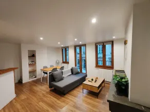 Apartment with balcony in the city center - Image 3