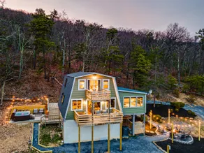 Epic View*Hot Tub*Fire Pit*Pet Friendly - Image 3
