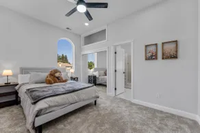 5BR Spacious Modern Riverside Getaway - Image 3