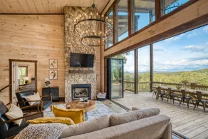 Luxury Retreat: Heated Pool, Spa, Games, Sleeps 16 - Image 5