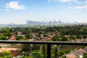 harbour bridge view free parking 2 Bds in Burwood12 - Image 4
