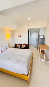 SM j mall side living modern comfort condo 19S01 - Image 2