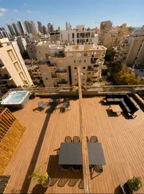 Skyline Sea Spa Penthouse with Private Pool & Jacuzzi - Image 4