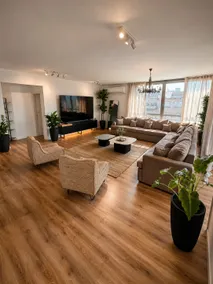 Skyline Sea Spa Penthouse with Private Pool & Jacuzzi - Image 2