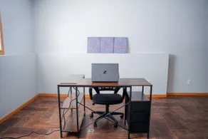 King Bed • Work Desk • Near Sanford & West Acres - Image 3