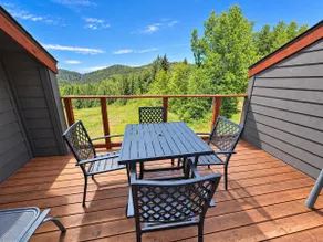 North Shore ski-in/ski-out loft pool and hot tub - Image 2