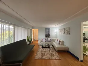 Charming Bright 3BR House - Upper Level Suite - Image 3