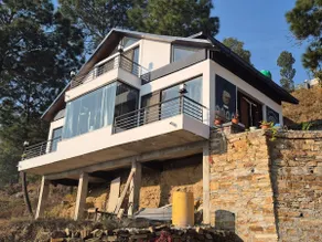 Paul's Sunrise Cottage - Image 2