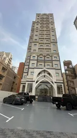 Sea Breeze 1BR | Salmiya | Wi-Fi Netflix I Tods 4K - Image 4