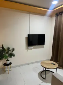 1 BHK Apartment near Airport - Image 3