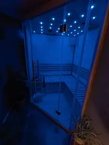 Le Chalet de la Hulle Maison privee avec sauna, jacuzzi et bar - Image 4