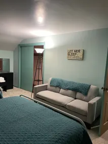 Cozy Apartment /w Garage - Image 5