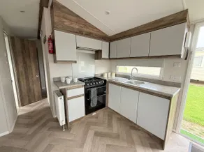 8 Berth Static Caravan at a relaxing FUN Resort - Image 5