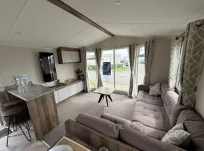 8 Berth Static Caravan at a relaxing FUN Resort - Image 2