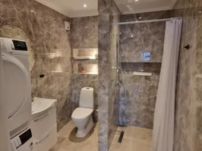 Guesthouse - Image 5