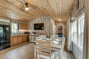 Woodland Cabin Near Wayne National Forest - Image 5