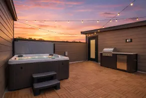 NEW Modern Nashville Escape with Rooftop Hot Tub - Image 5