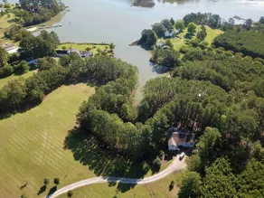 Camp Chesapeake House 6 acre Waterfront Retreat - Image 4