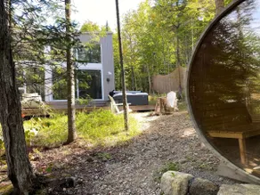 Héméra Chalet - Waterfront with SPA and Sauna - Image 3